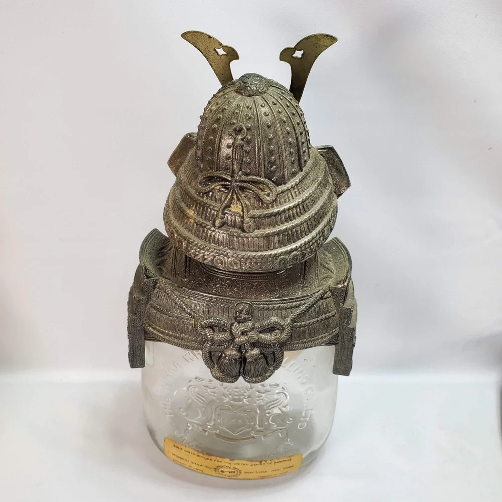 Nikka Whisky G&G Gold Samurai Helmet Armor Decanter‎ Bottle Japan Empty VTG